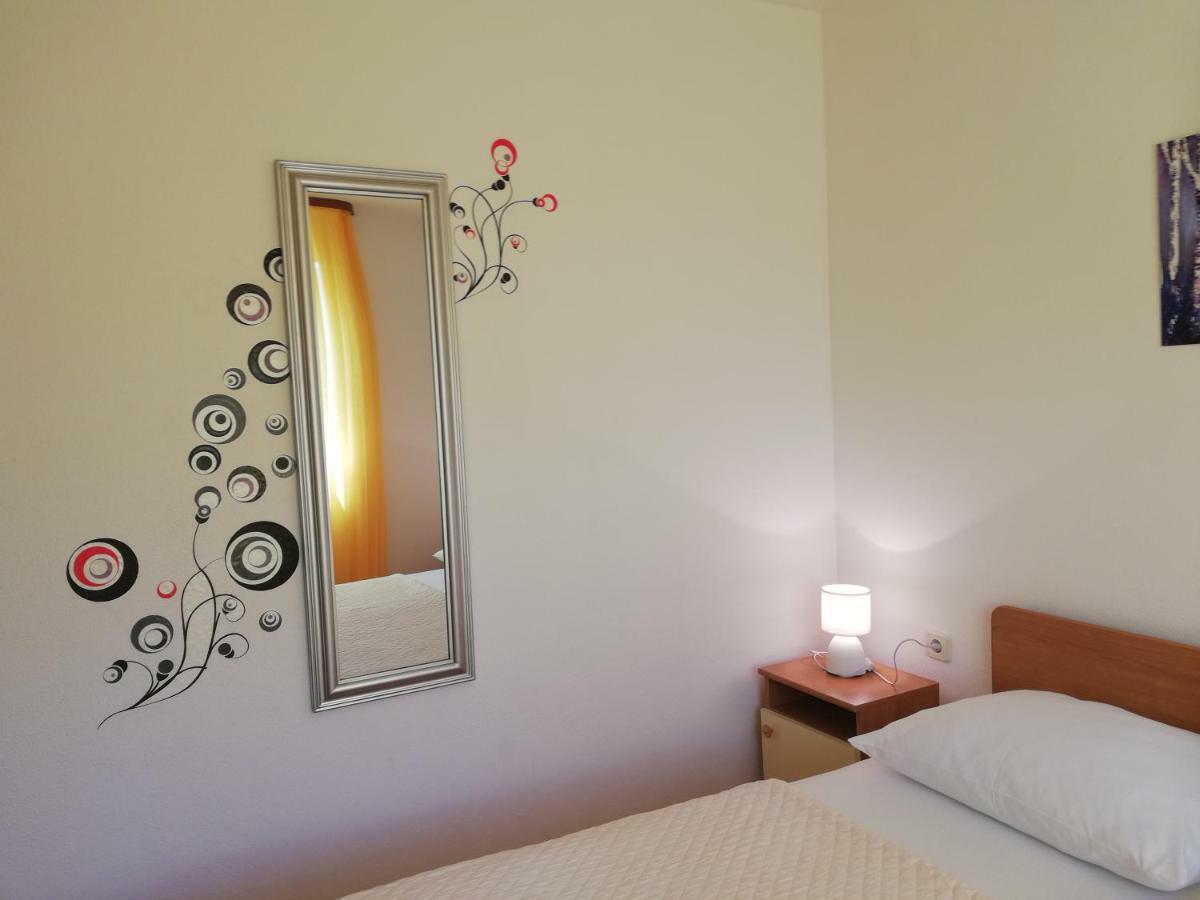 Apartmani Marija Primošten Exterior foto